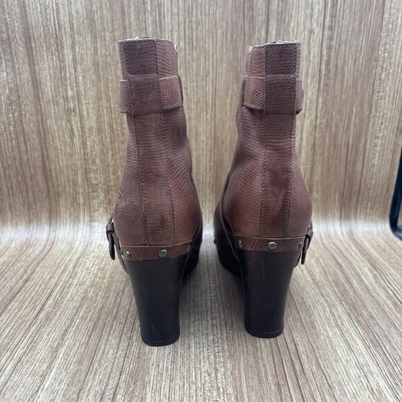 UGG Taryn Brown Leather Wedge Heeled Ankle Booties Boots Women’s Size 7 - Picture 4 of 8